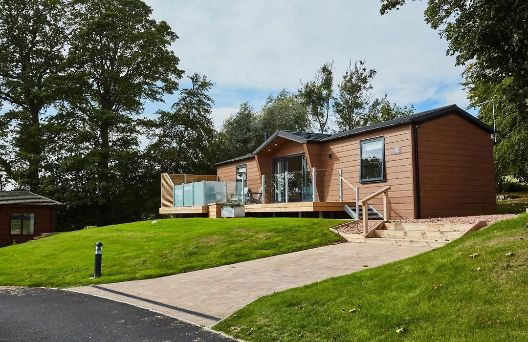 Letham Feus Lodge And Caravan Park-1
