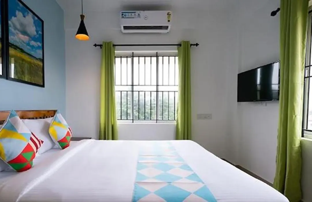 Fabhotel Majestic Heights-1