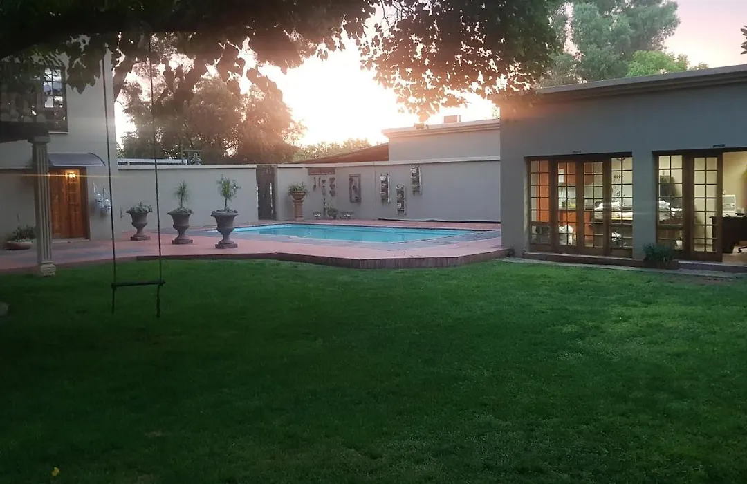 De Stallen Guest Villas And Mashie Golf Course-1