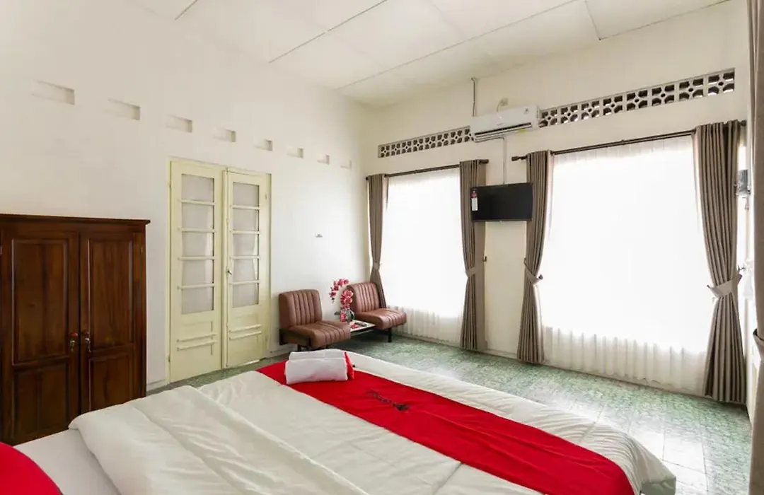 Reddoorz Syariah Near Titik Nol Yogyakarta-1