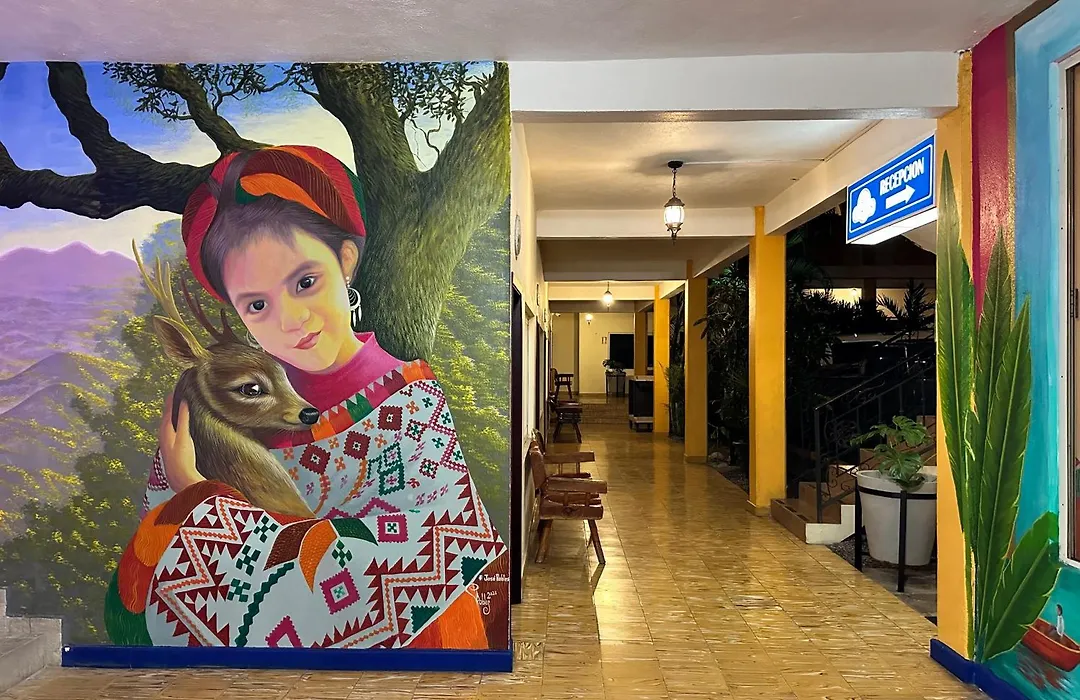 Hotel Cosmos-1