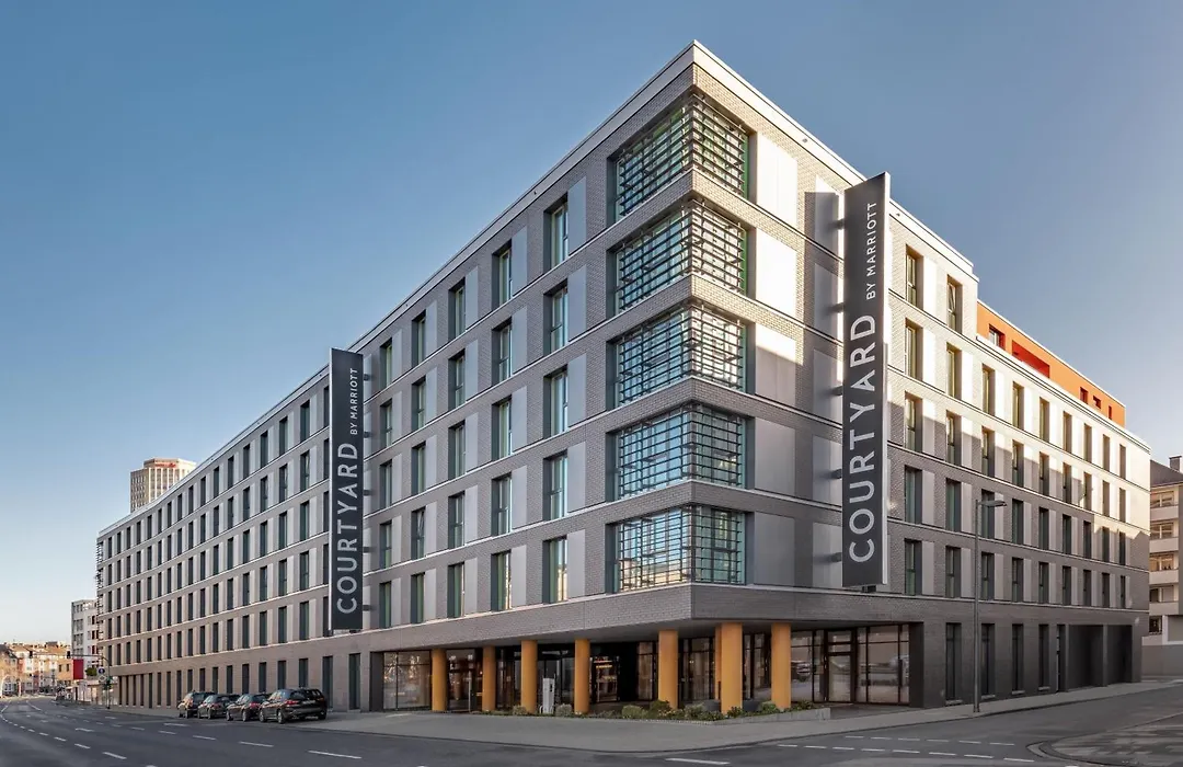Courtyard By Marriott Cologne-1