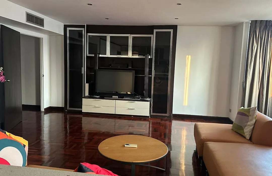 Omni Tower Nana Bangkok - Serviced Apartment On Sukhumvit Soi 4-1