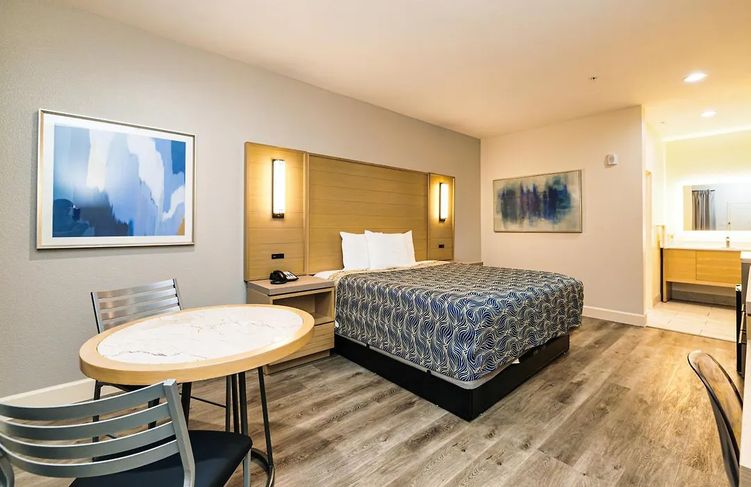 Palace Inn Iah Houston Bush Intercontinental Airport-1