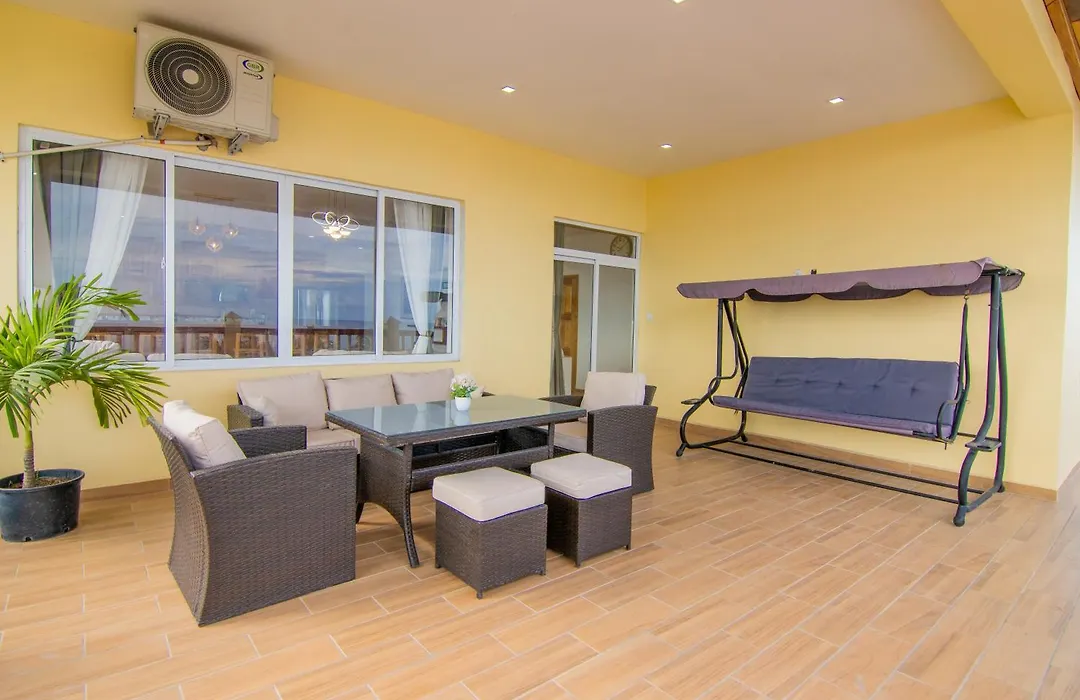 Tropical Palace Hotel-1