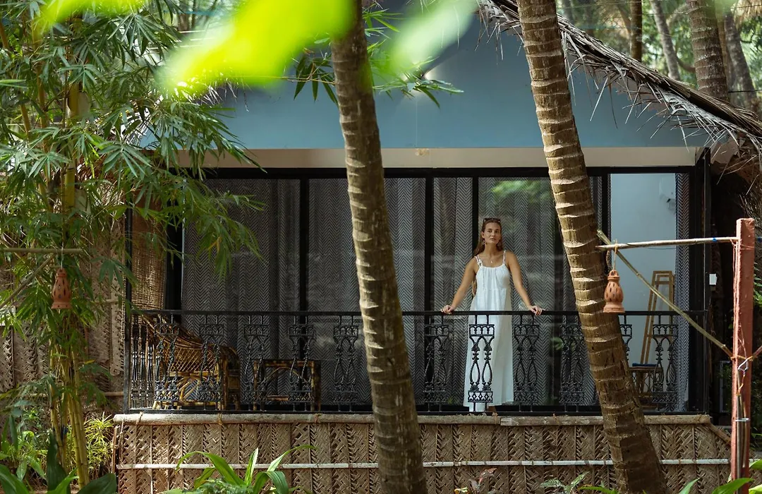Palm Trees Ayurvedic Heritage-1