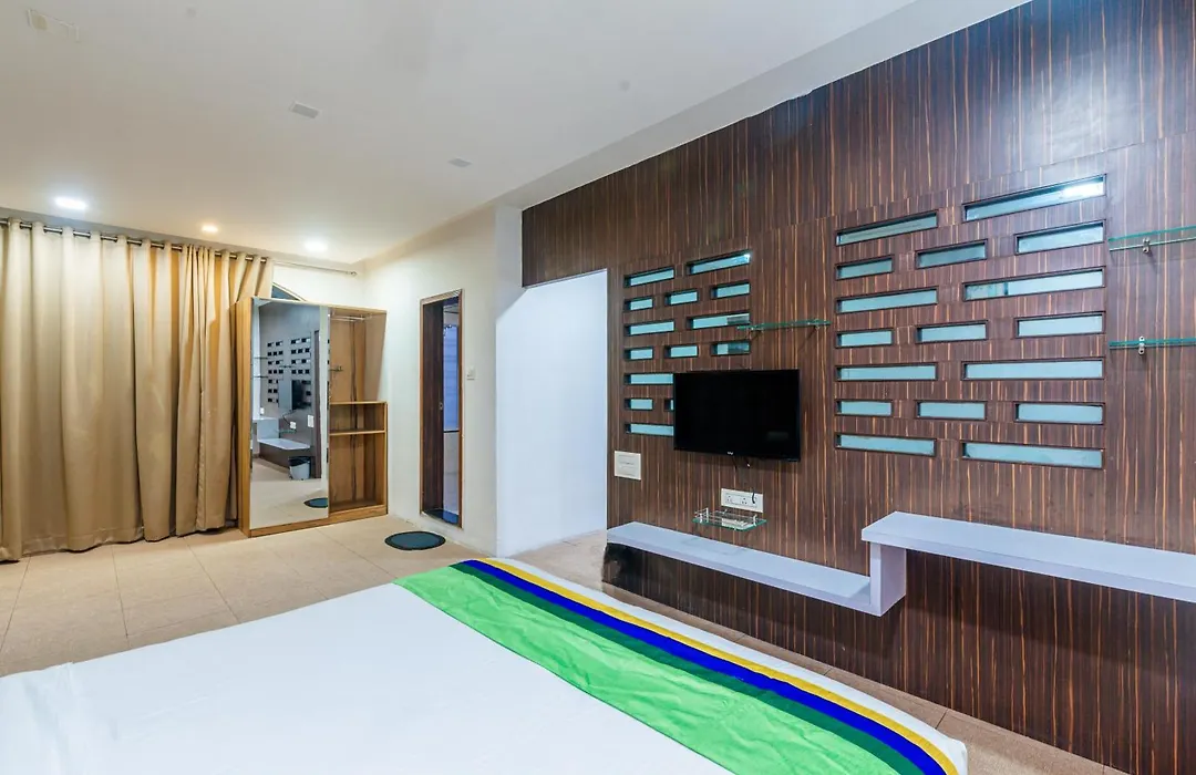 Treebo Spring Brooks, Kalyani Nagar-1