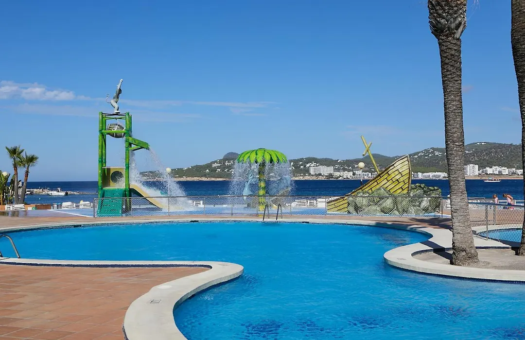Playa Bella Beach Apartments-1