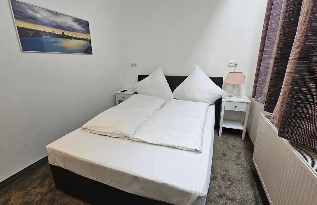 Hotel Kölner Hof-1