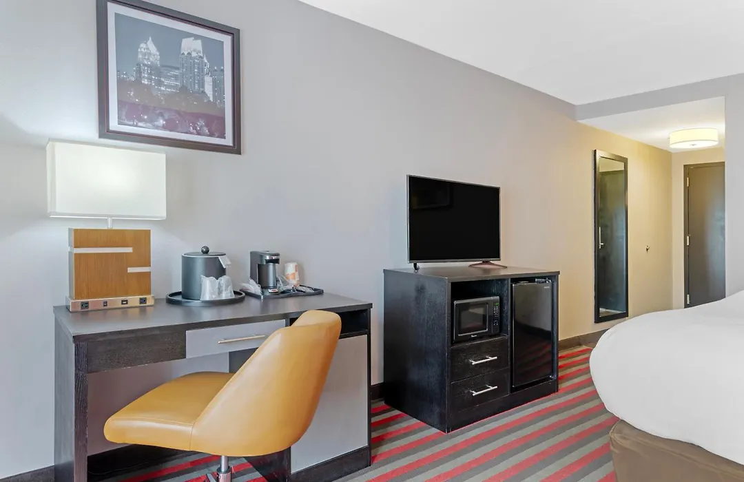 Comfort Inn & Suites Carrollton-1