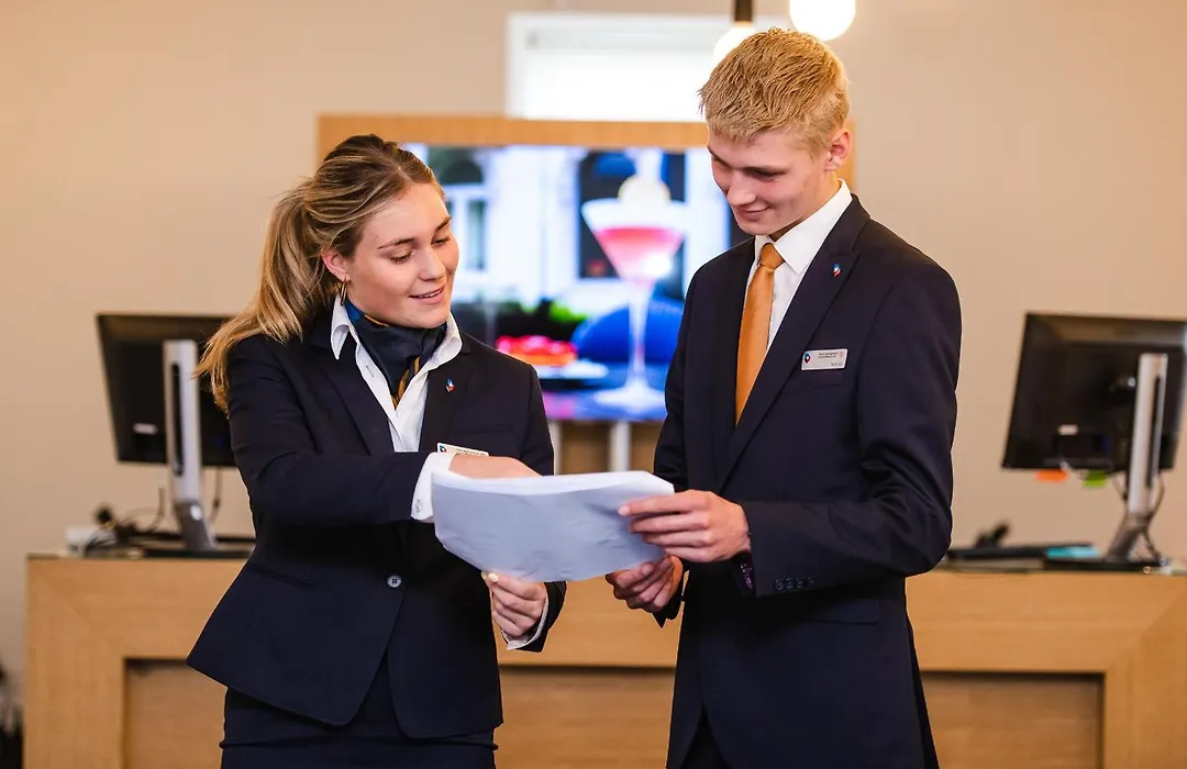 Teaching Hotel-1
