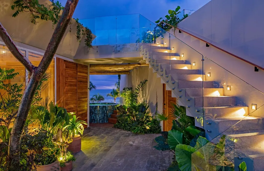 W Punta De Mita-1