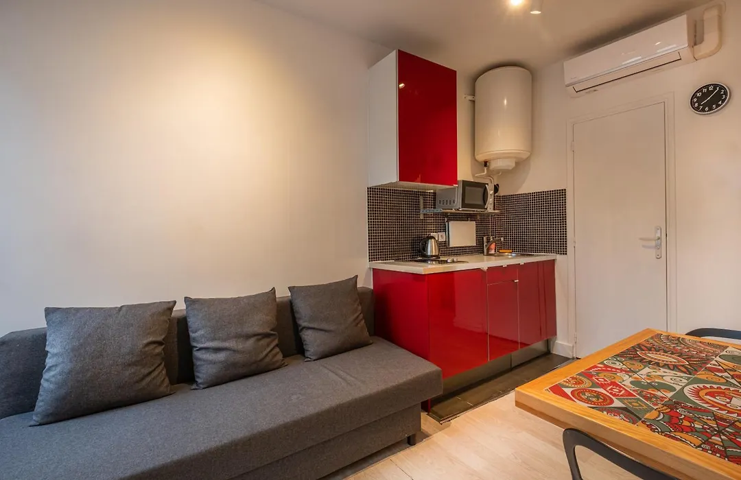 Residence Clignancourt-1