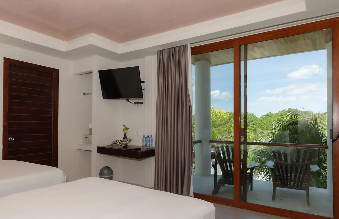 Aquastar Unique Hotel & Apartments Mahahual-1