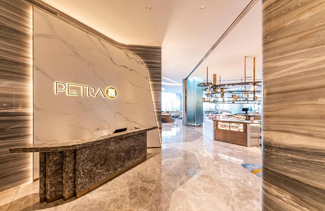 Regala Skycity Hotel By Regal Hotels-1