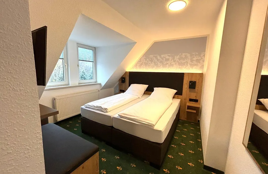 Hotel Gasthof zur Heinzebank-1