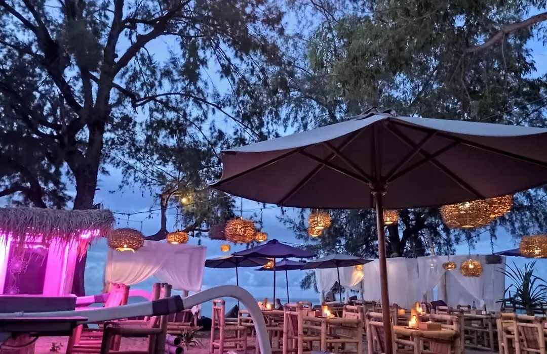 Purple Beach - Maithelia - Gili Air-1
