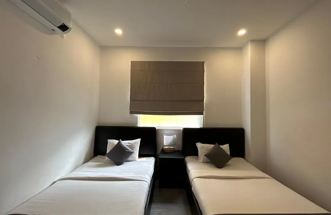 Bros Hotel-1