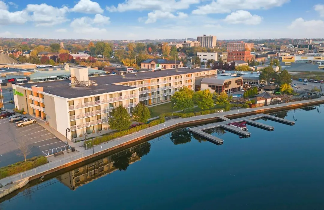 Holiday Inn Hotel Peterborough Waterfront By Ihg-1