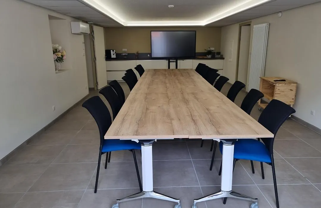 Logis Hotel Restaurant Les Carillons-1