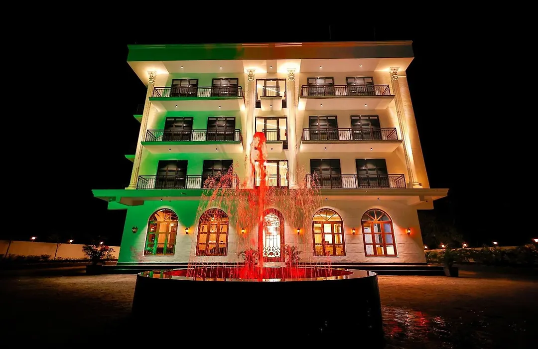 Krown Palace Resort-1