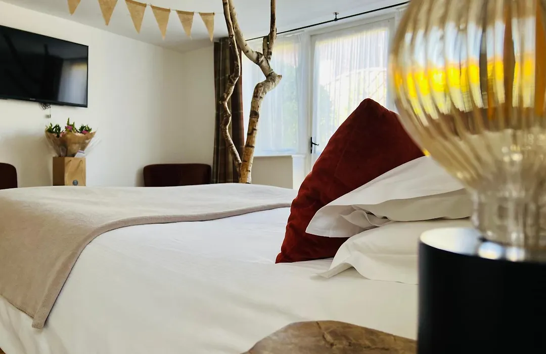 Cottage Lodge Hotel-1