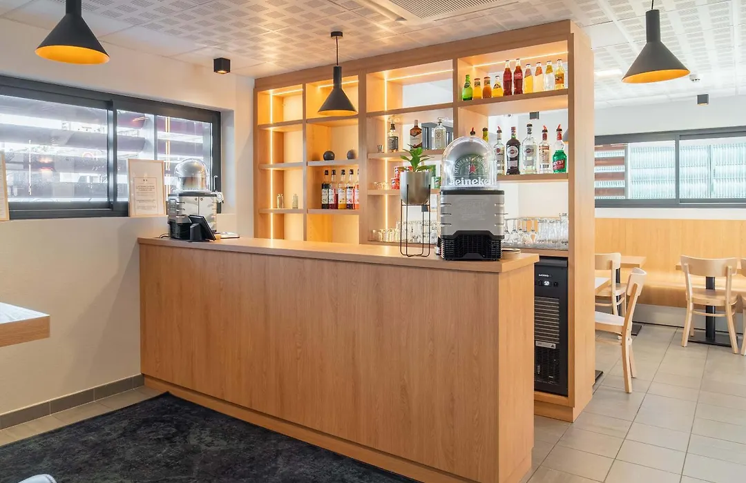 B&B Hotel Limoges Centre Gare-1