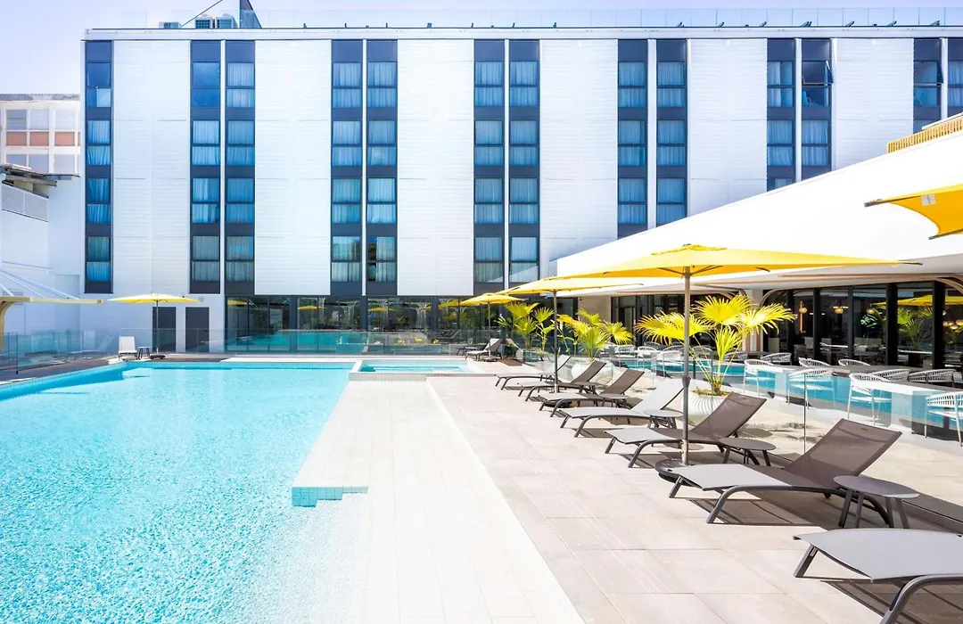 Radisson Hotel Saint Denis, La Reunion-1