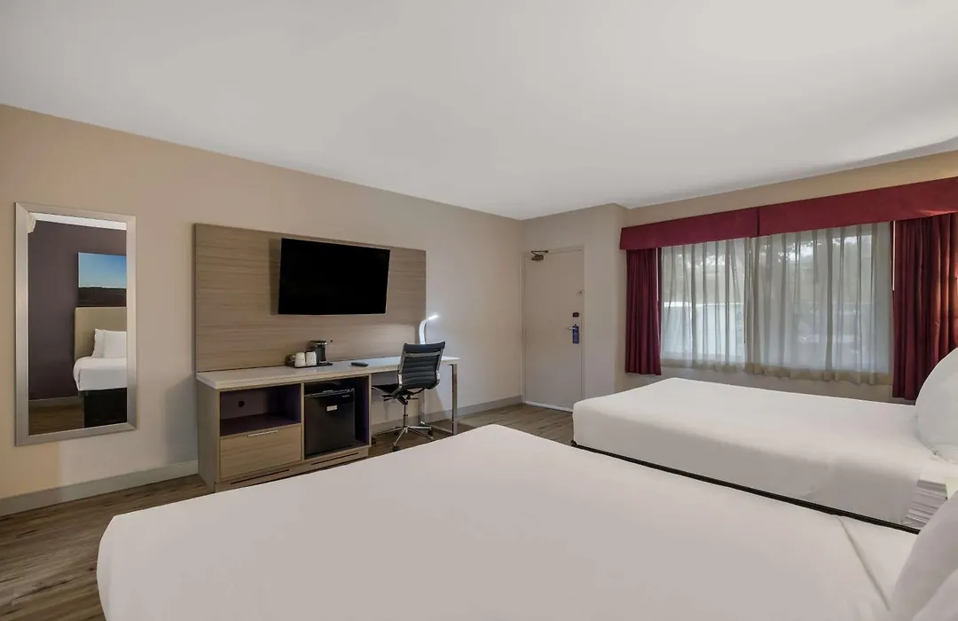 Best Western Diamond Bar Hotel & Suites-1