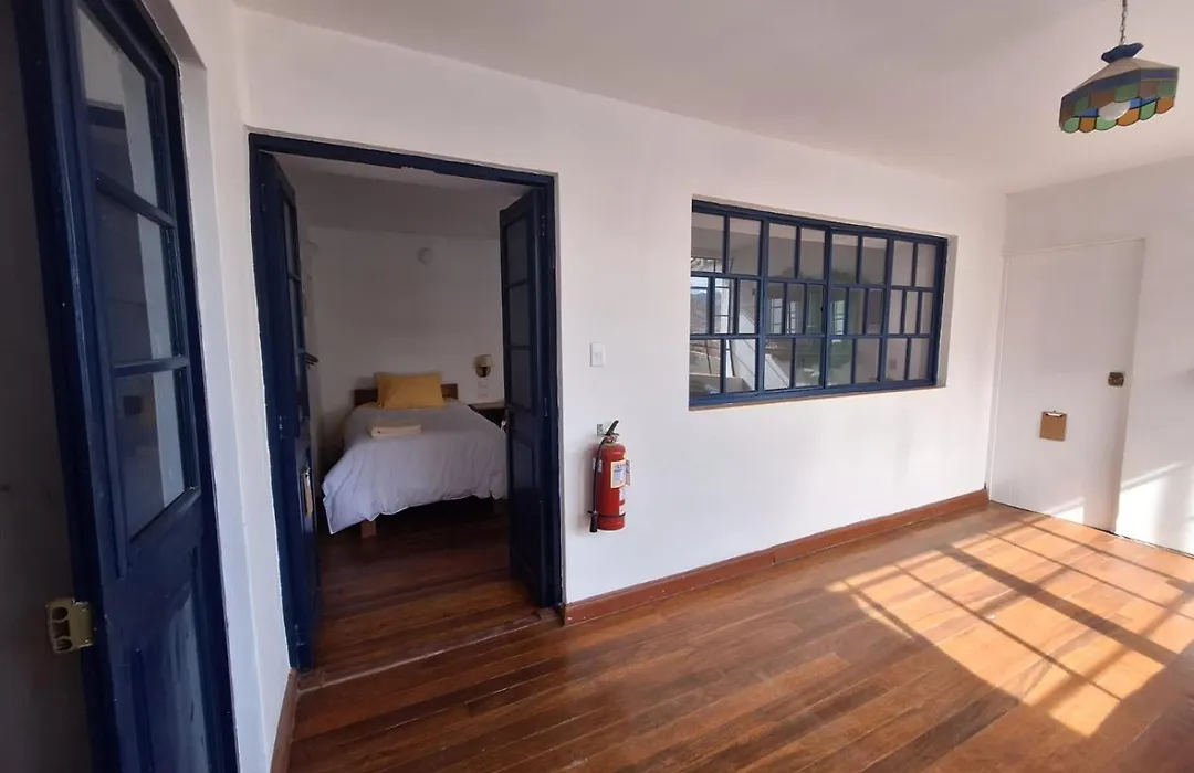 Illa B&B-1