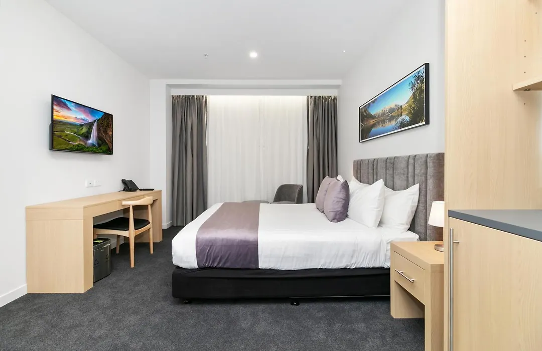 Christchurch City Hotel-1