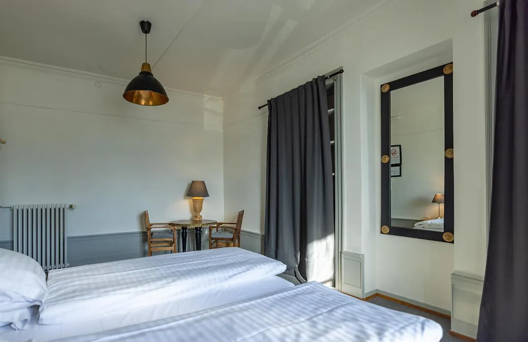 Vevey Hotel & Guesthouse-1