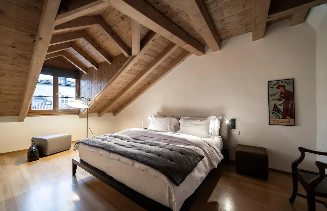 Goldenstern Townhouse-1