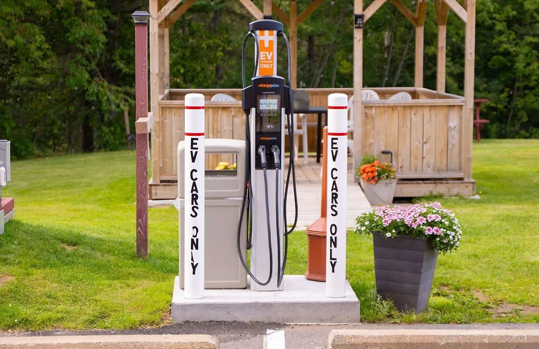 Super 8 By Wyndham Amherst Ns-1