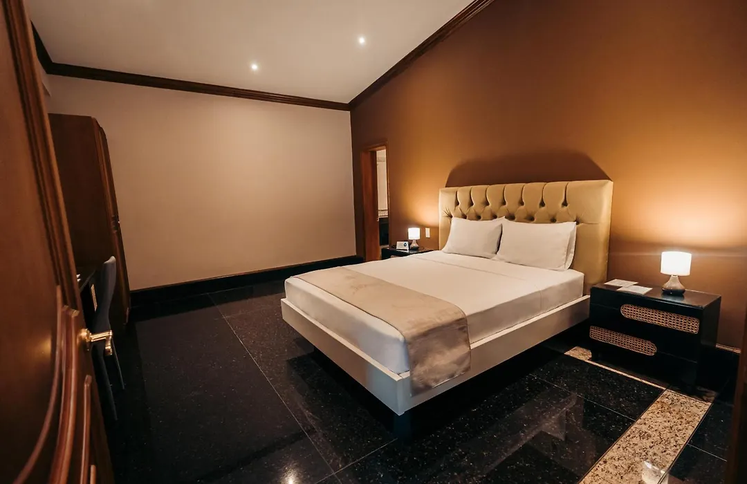 Luxva Hotel Boutique-1