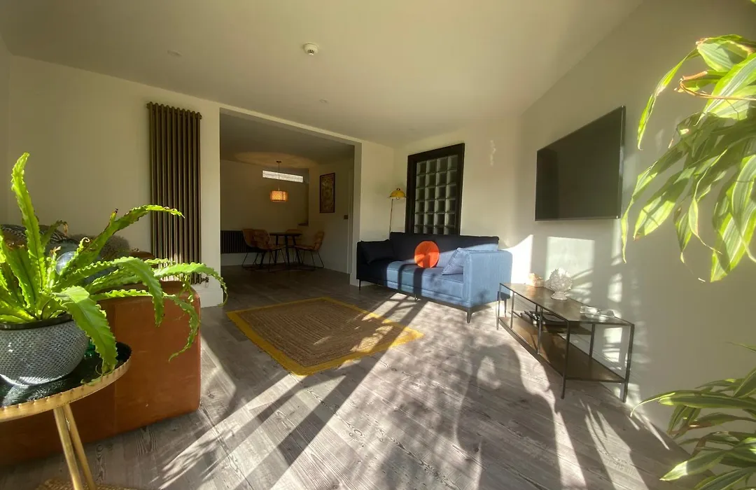 Halford House - Adults Only Guest House-1