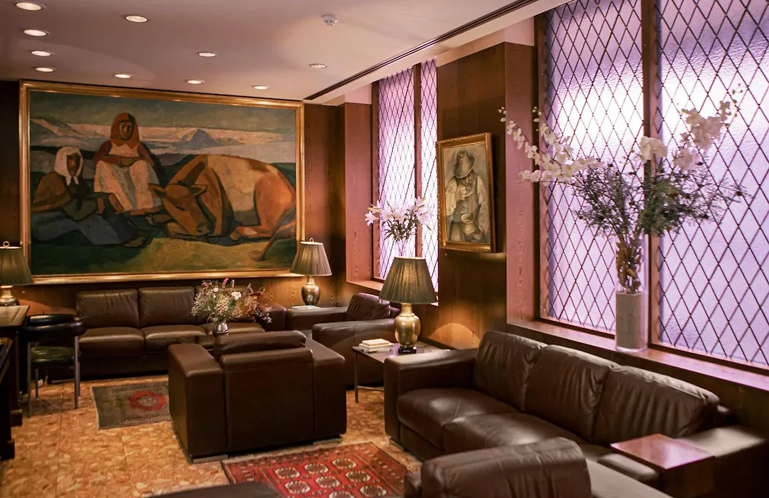 Hotel Holt - The Art Hotel-1