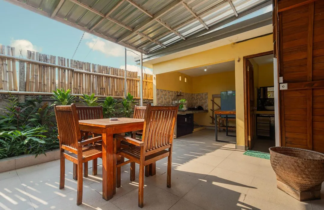 Kubu Selat Villa And Glamping-1