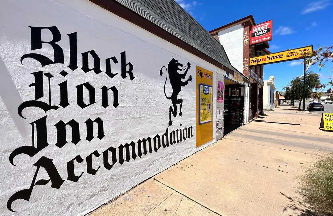 Black Lion Inn Hotel-1