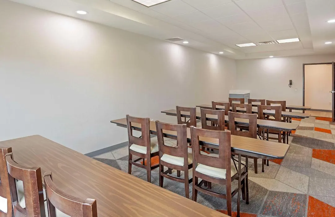 Comfort Suites Bloomsburg-1