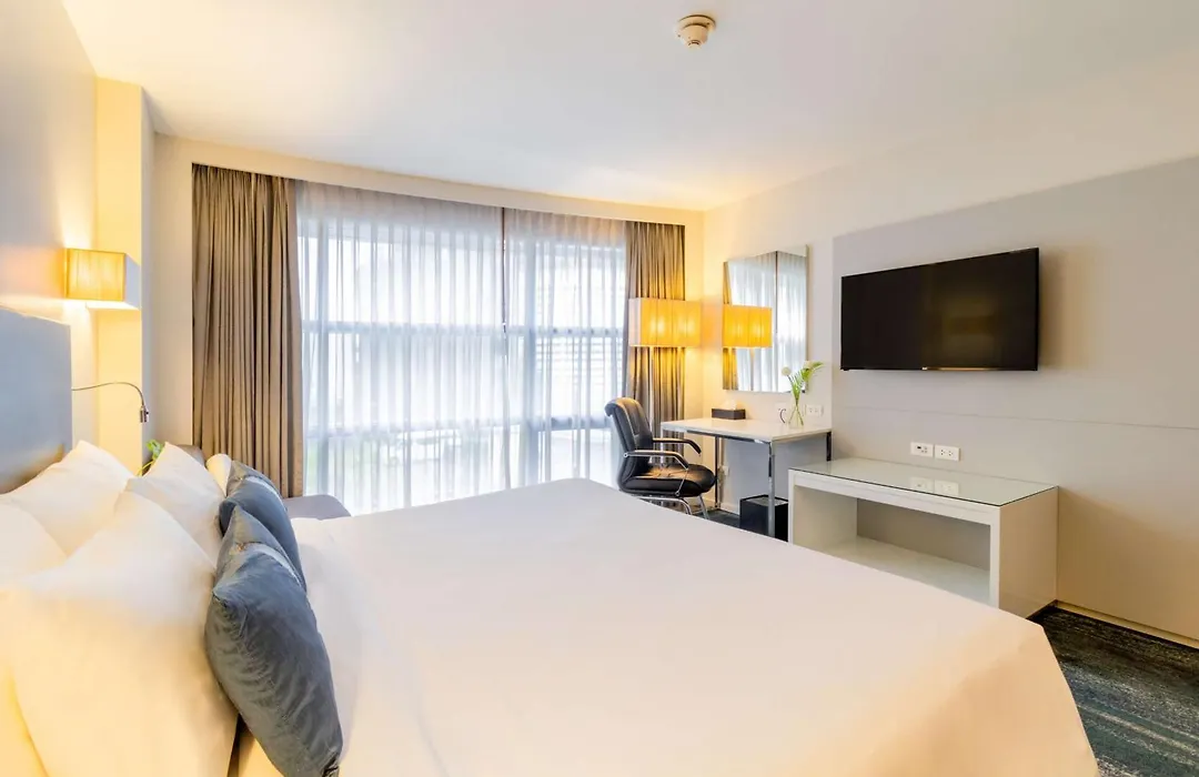 Best Western Plus @20 Sukhumvit-1