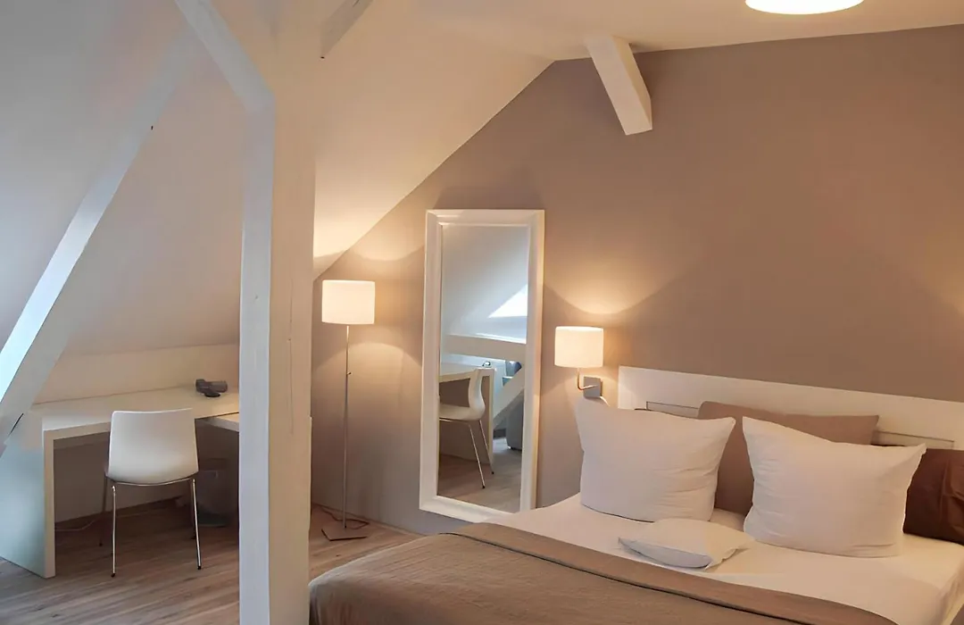 Apartment Hotel Lindeneck-1