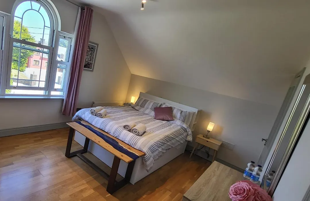 Clover Cottage-1