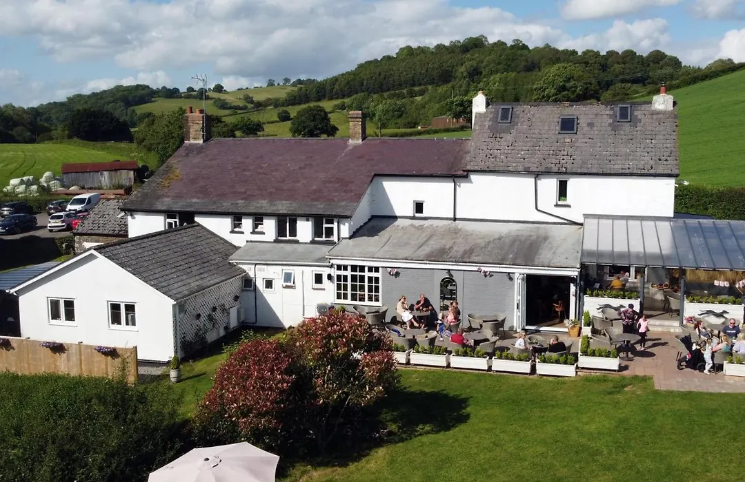 The Greyhound Inn And Hotel-1