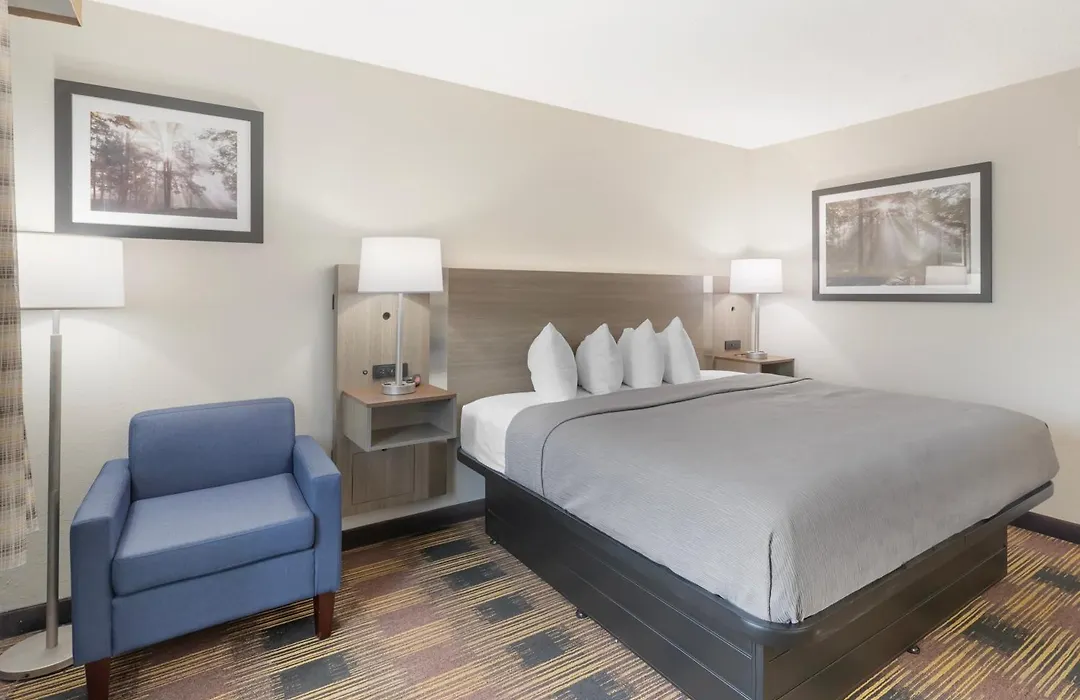Quality Inn Newton At I-80-1