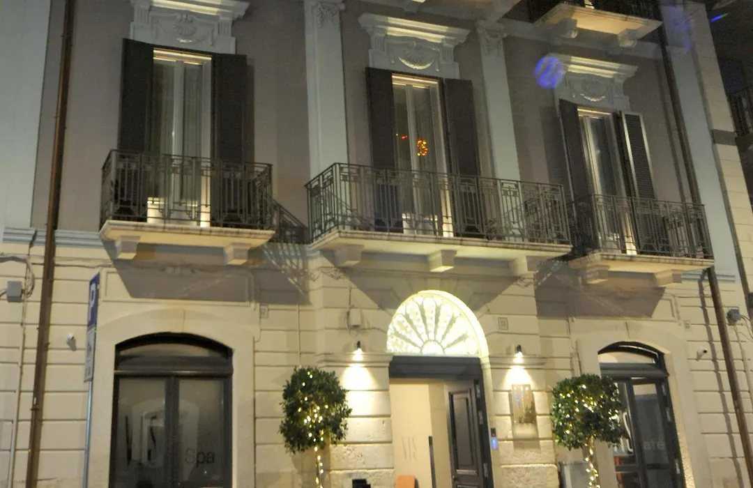 VIS urban suites&spa - Boutique Hotel-1