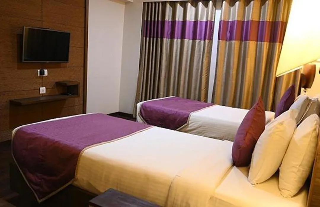 Fabhotel Prime Ace Grand-1