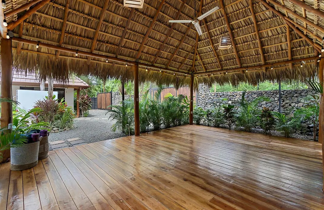 Villa Ave Del Paraiso-1