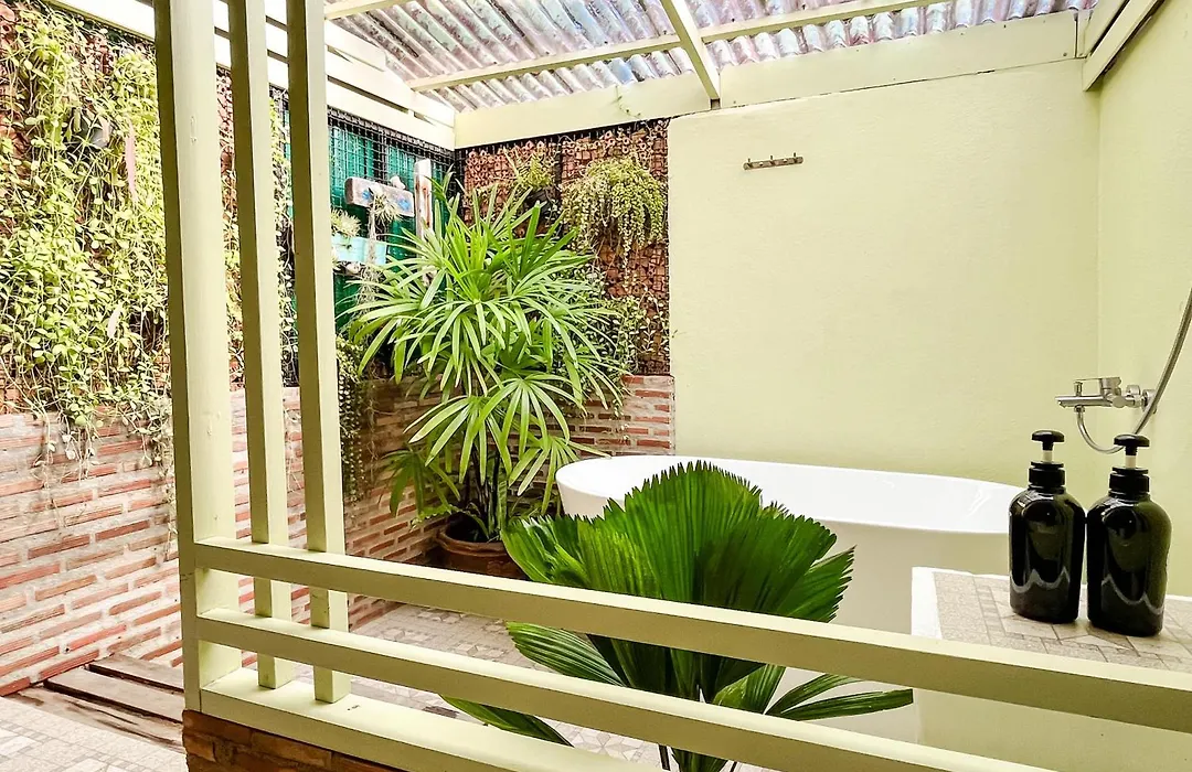 Baan Bua Cottage-1