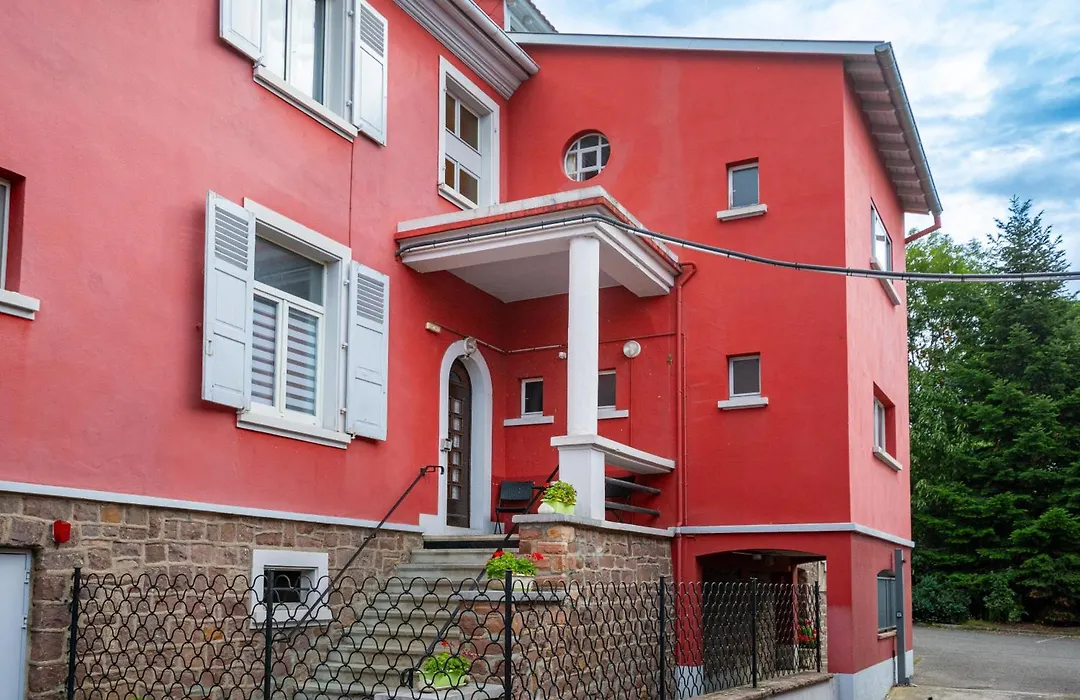 Contact Hotel Du Ladhof-1